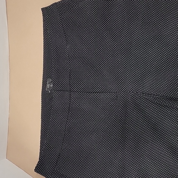 Ann Taylor Black with White Polka-Dot Trousers, Size 10P - Picture 3 of 9